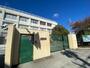 中学校　東大阪市立 弥刀中学校（中学校）まで581m