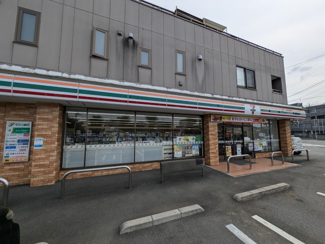 コンビニ　セブン-イレブン 狭山東三ツ木店（コンビニ）まで619m