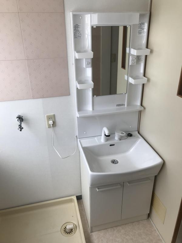 洗面設備　洗面所