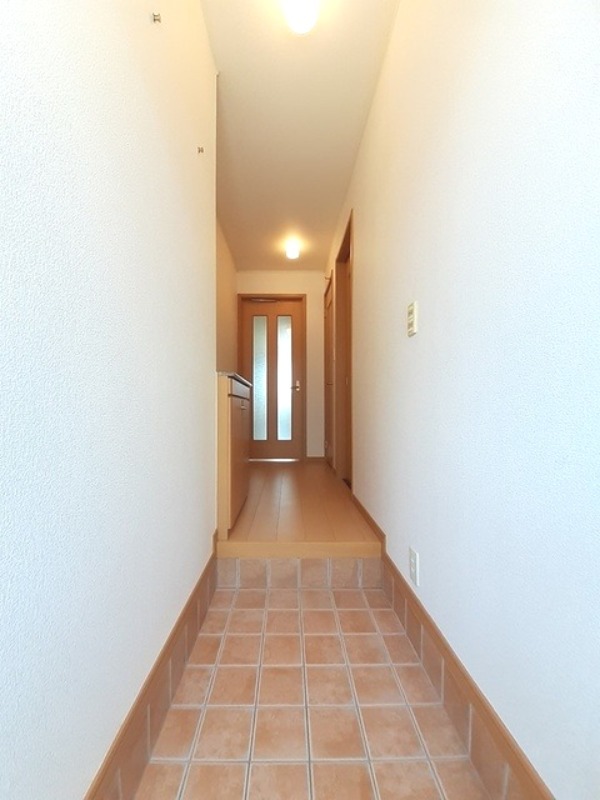 玄関　図面と現状に相違がある場合には現状を優先