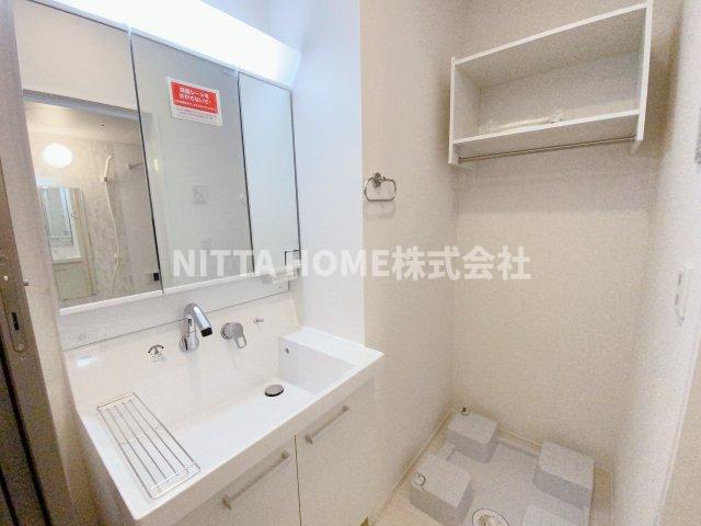 洗面設備　三面鏡付き洗面台もありますよ★