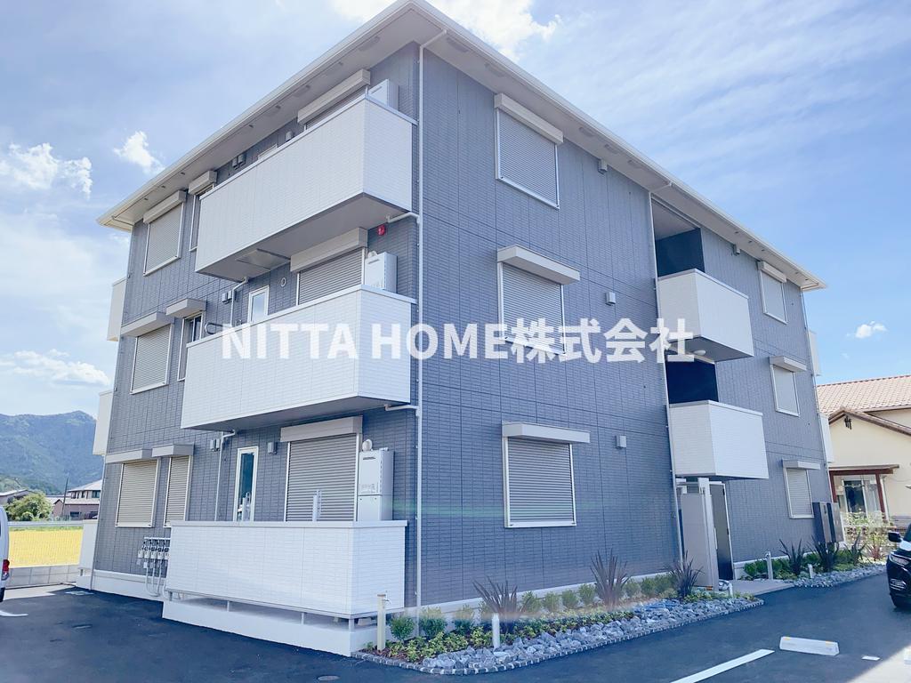 建物外観　ペット可◇インターネット無料やオートロック、３口コンロなどの