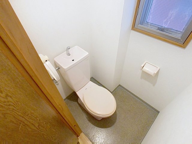 トイレ　2025年10月撮影