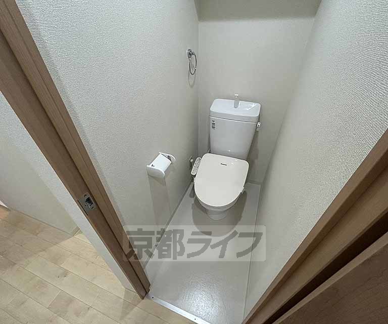 トイレ　５０２号の写真です