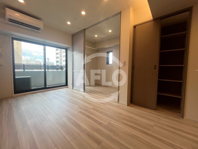 居室・リビング　コンフォリア・リヴ北浜淡路町　リビング