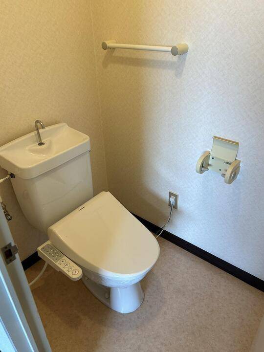 トイレ　トイレ