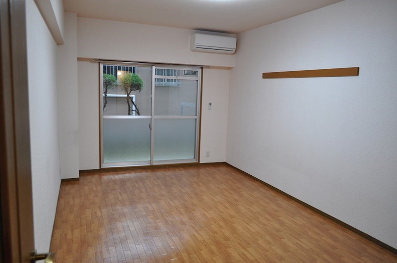 居室・リビング　お部屋広々10帖以上。