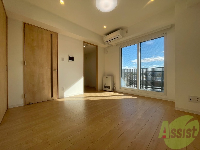 居室・リビング　広々としたリビングですね。使い勝手がよさそうですね！