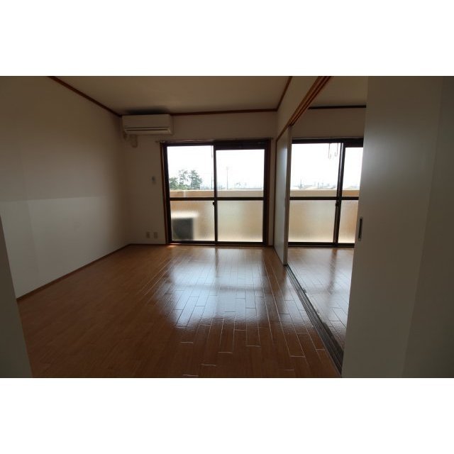 その他部屋・スペース　ＤＫ横の洋室