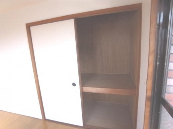 収納　※掲載写真は同マンション別部屋参考写真となります。