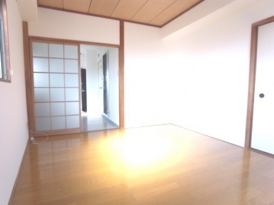 居室・リビング　※掲載写真は同マンション別部屋参考写真となります。