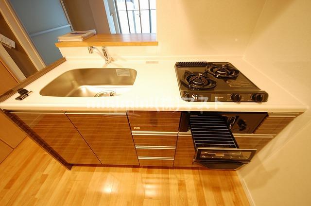キッチン　※建物内別間取参考写真