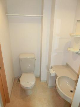 　トイレ　トイレ