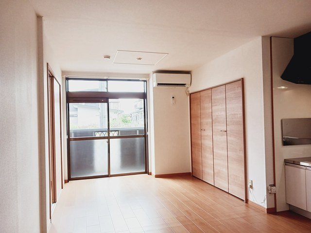 居室・リビング　使いやすい居間です