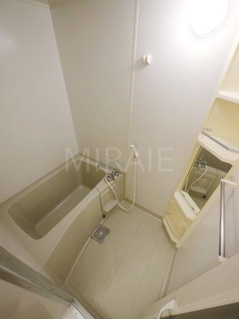 バス・シャワールーム　バス