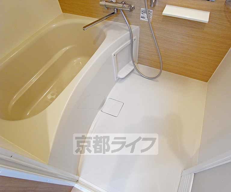 バス・シャワールーム　きれいなバスです