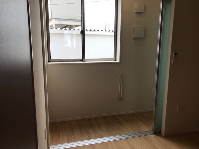 バルコニー　陽当たり良好なインナーバルコニーです♪