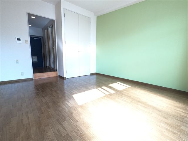 居室・リビング　社会人の方にオススメです。