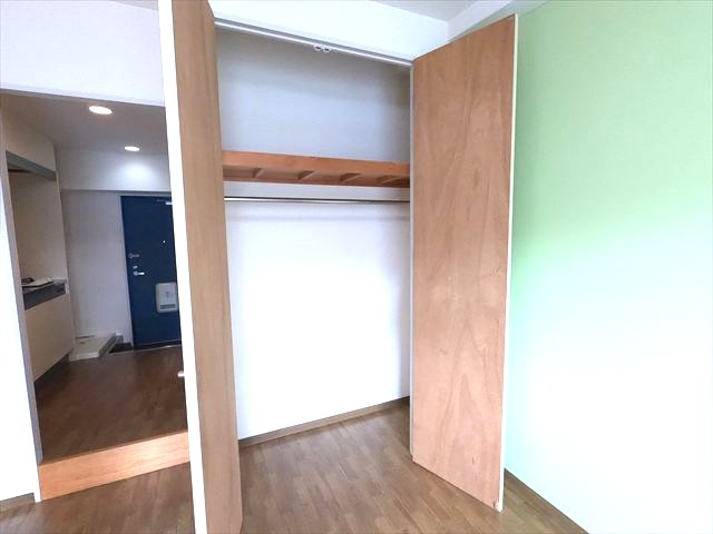 収納　たっぷり入るクローゼット。