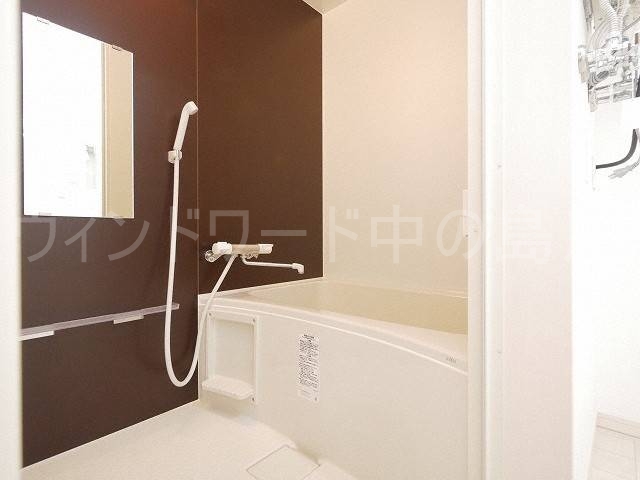 バス・シャワールーム　詳細は、ウィンドワード中の島店までご相談下さい。