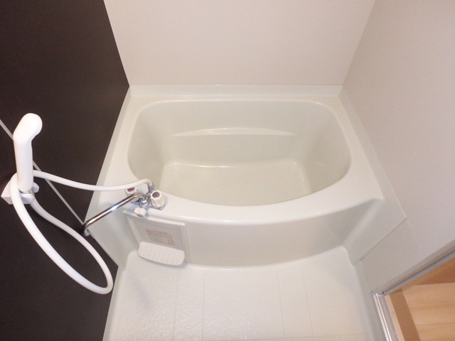 バス・シャワールーム　ゆったりバスルーム♪