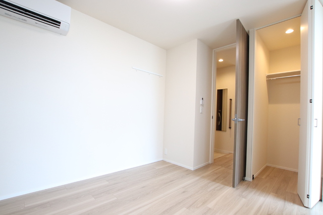 その他部屋・スペース　６．１帖の洋室　ＷＩＣ付きです◎