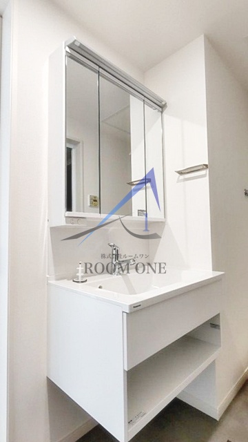 洗面設備　洗面台です。