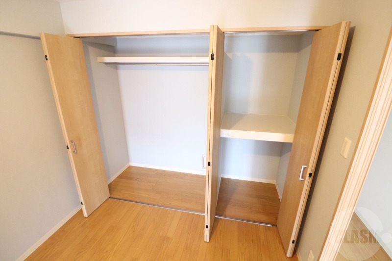 収納　大きなクローゼット収納
