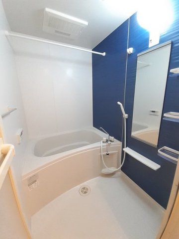 バス・シャワールーム　お風呂で日々の疲れを落としましょう