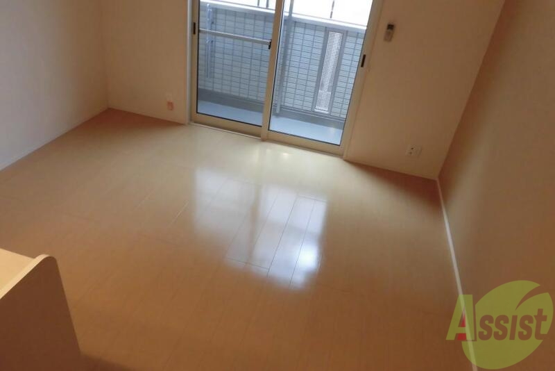 居室・リビング　１０帖しっかりあるのでレイアウトには困らないですね