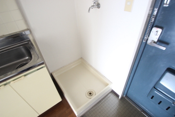 玄関　＊別号室の写真です