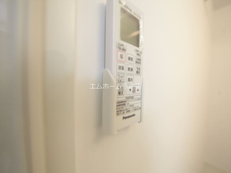 その他設備　浴室暖房乾燥機付バス