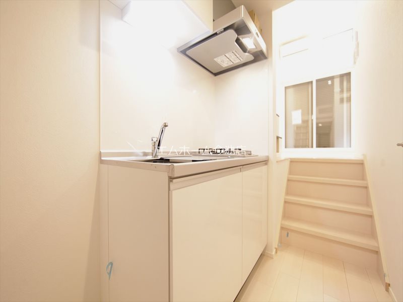 キッチン　システムキッチン（ガス2口コンロ付）