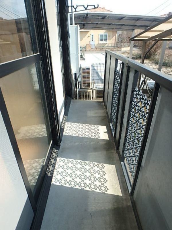 バルコニー　図面と現状に相違がある場合には現状を優先