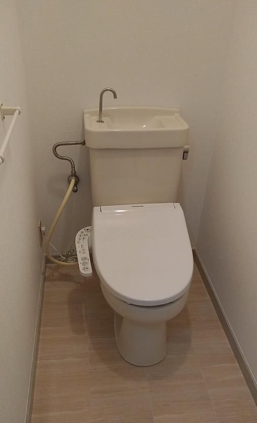 トイレ　トイレ