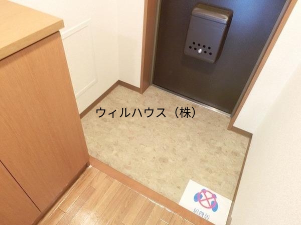 玄関　シューズボックスあり！