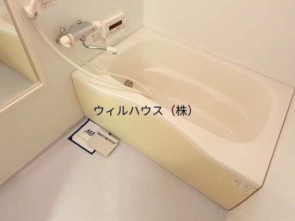 バス・シャワールーム　キレイにリフォームされています！
