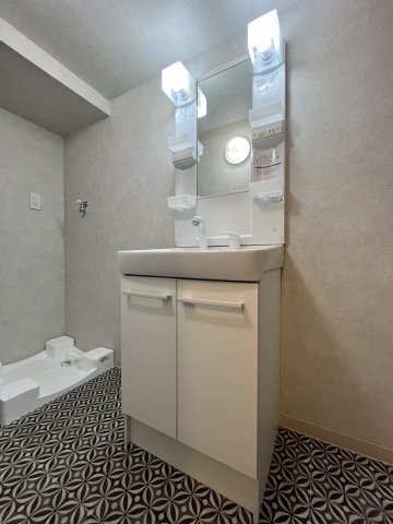 洗面設備　使いやすい洗面所です