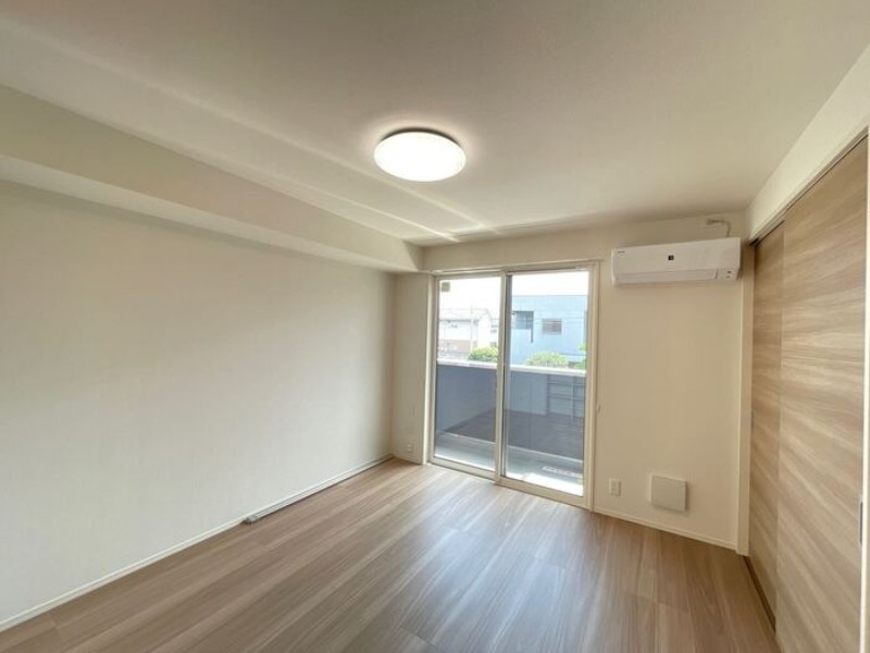 居室・リビング　図面と現状に相違がある場合には現状を優先