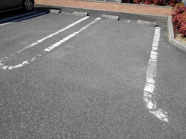 駐車場　※写真は別室