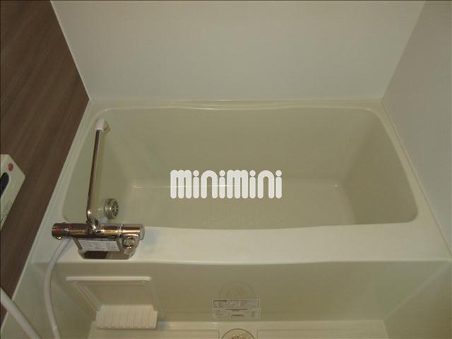 バス・シャワールーム　追炊き機能付きで経済的です