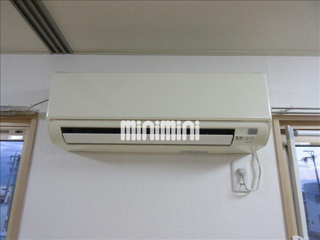 その他設備　新しいエアコンで省エネです