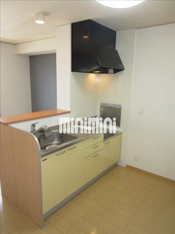 キッチン　調理スペース広いキッチンです。