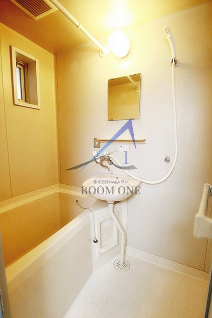 バス・シャワールーム　お風呂です。