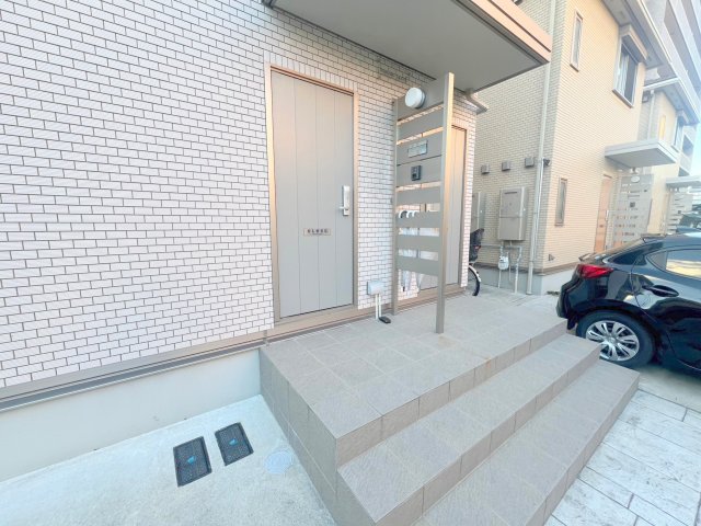 エントランス　綺麗なエントランスです。