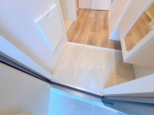 玄関　素敵な玄関は毎朝あなたを元気に送りだしてくれますよ。