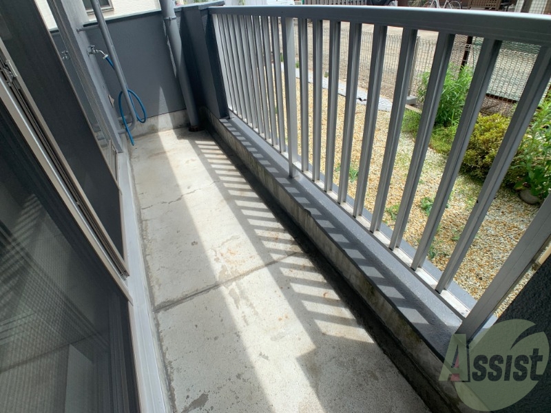 バルコニー　バルコニーがあるので洗濯物は外に干せそうですね～