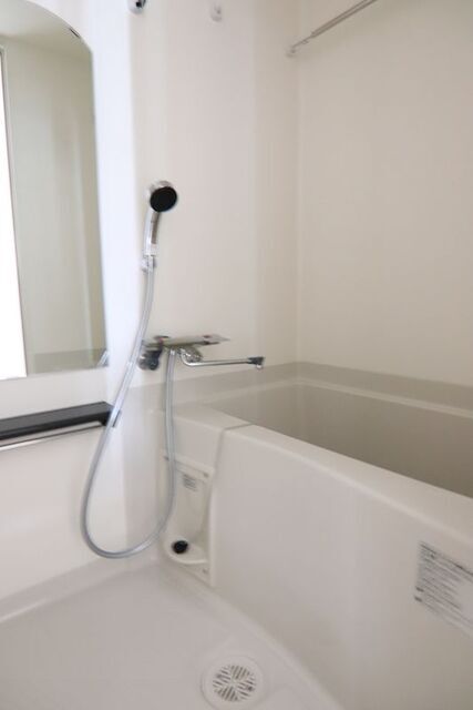バス・シャワールーム　※別室の参考写真の為、現況優先です。