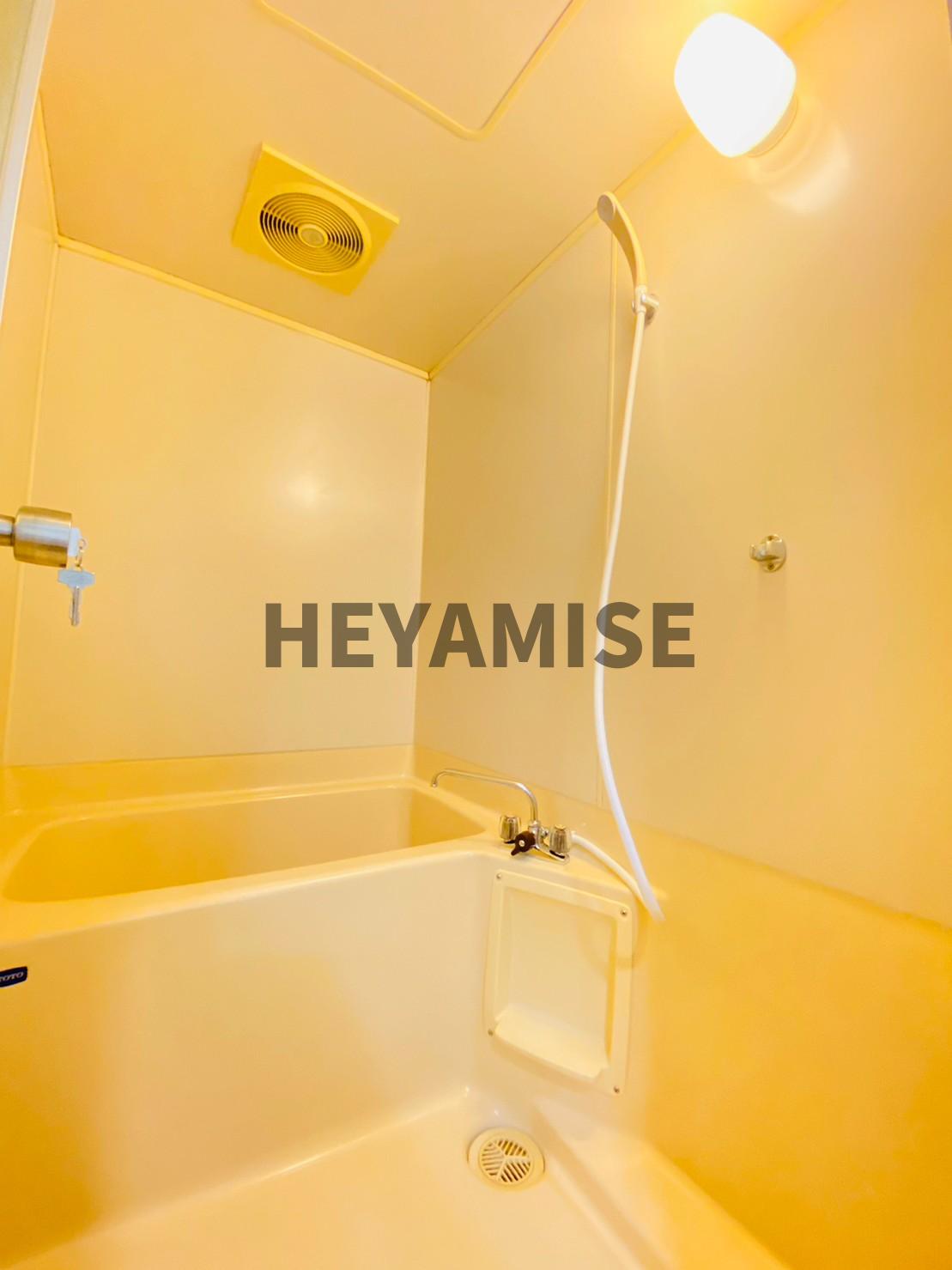 バス・シャワールーム　※同間取りの別の階のお部屋の画像です※