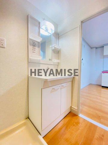 洗面設備　※同間取りの別の階のお部屋の画像です※